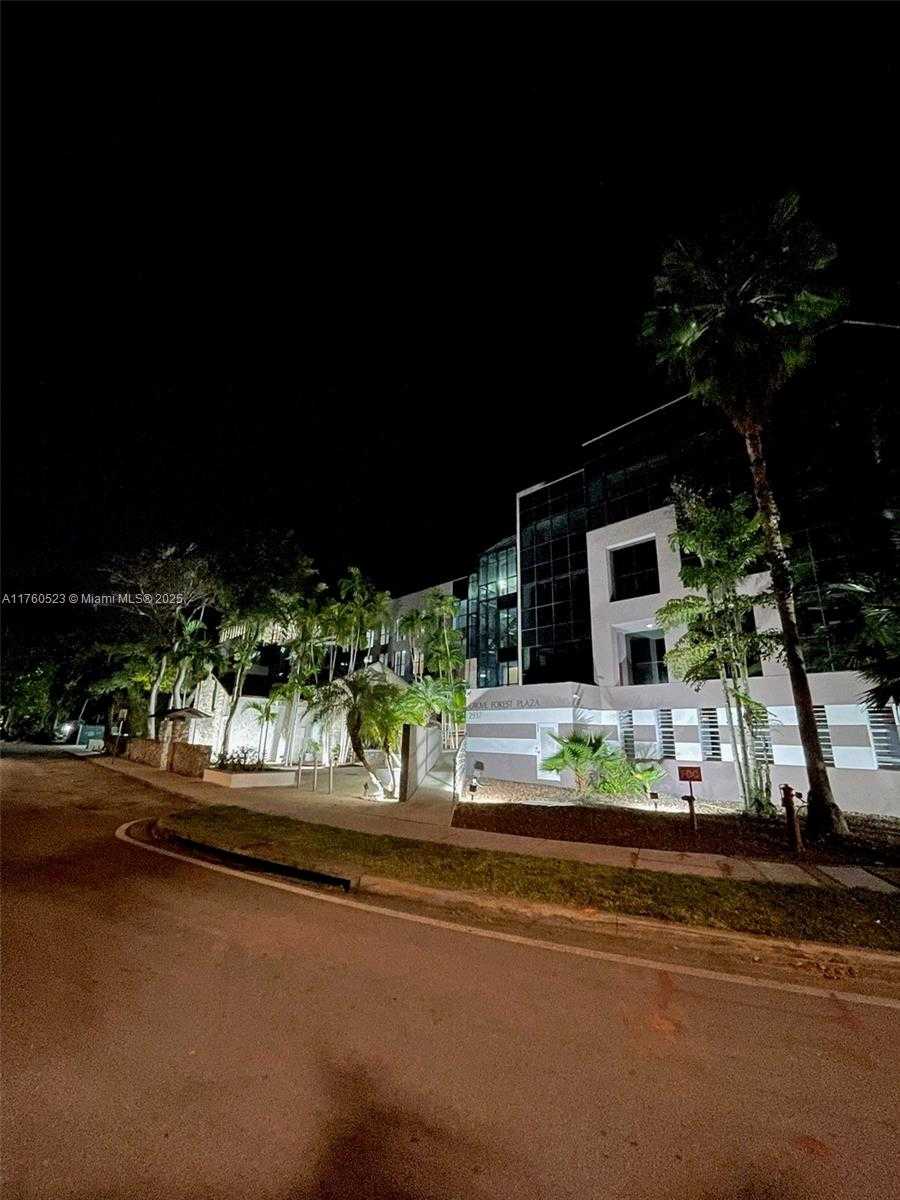 Small Image of Miami Number 4