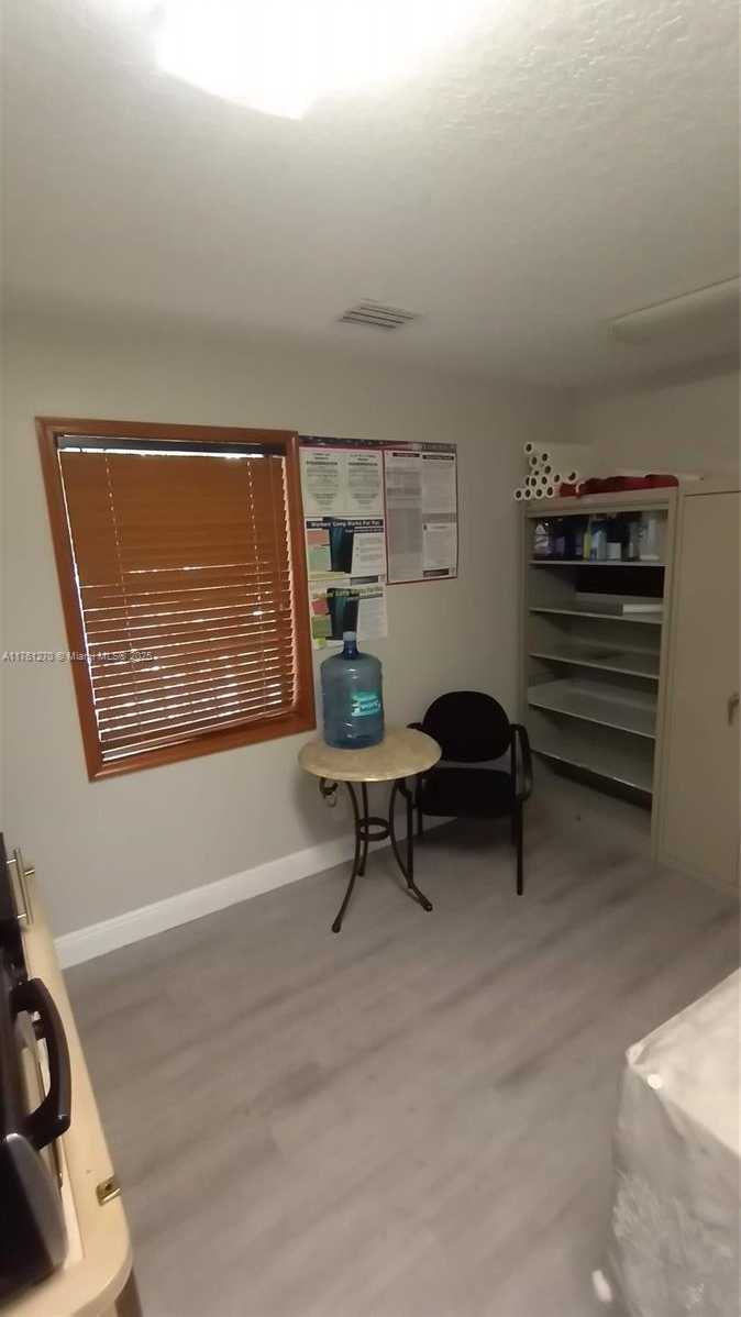 Small Image of 701 NORTHLAKE BLVD #201, North Palm Beach Number 11