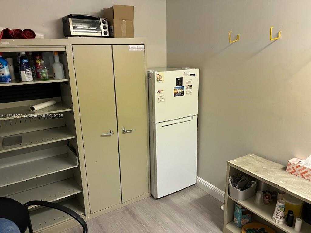 Small Image of 701 NORTHLAKE BLVD #201, North Palm Beach Number 19