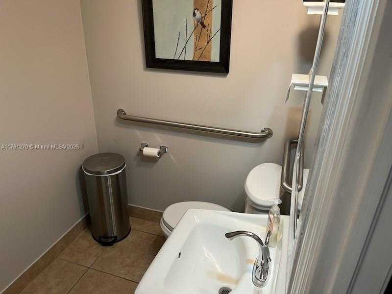 Small Image of 701 NORTHLAKE BLVD #201, North Palm Beach Number 20