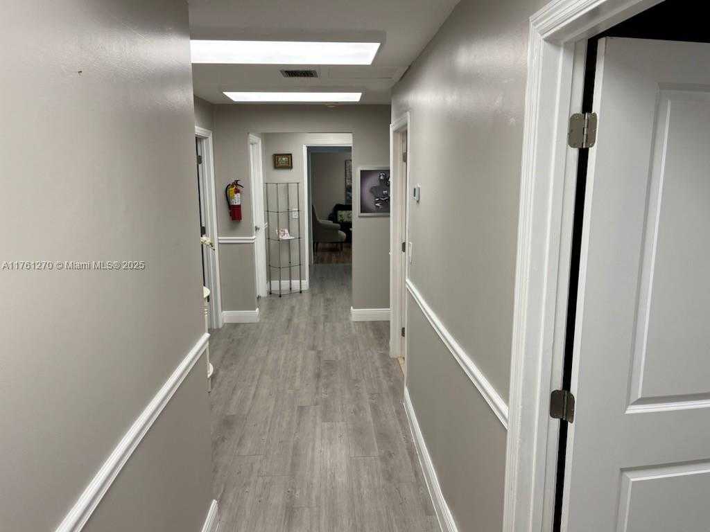 Small Image of 701 NORTHLAKE BLVD #201, North Palm Beach Number 23