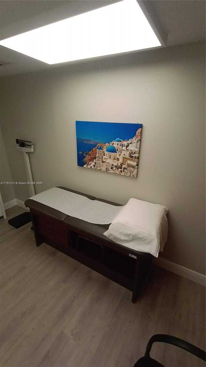 Small Image of 701 NORTHLAKE BLVD #201, North Palm Beach Number 7