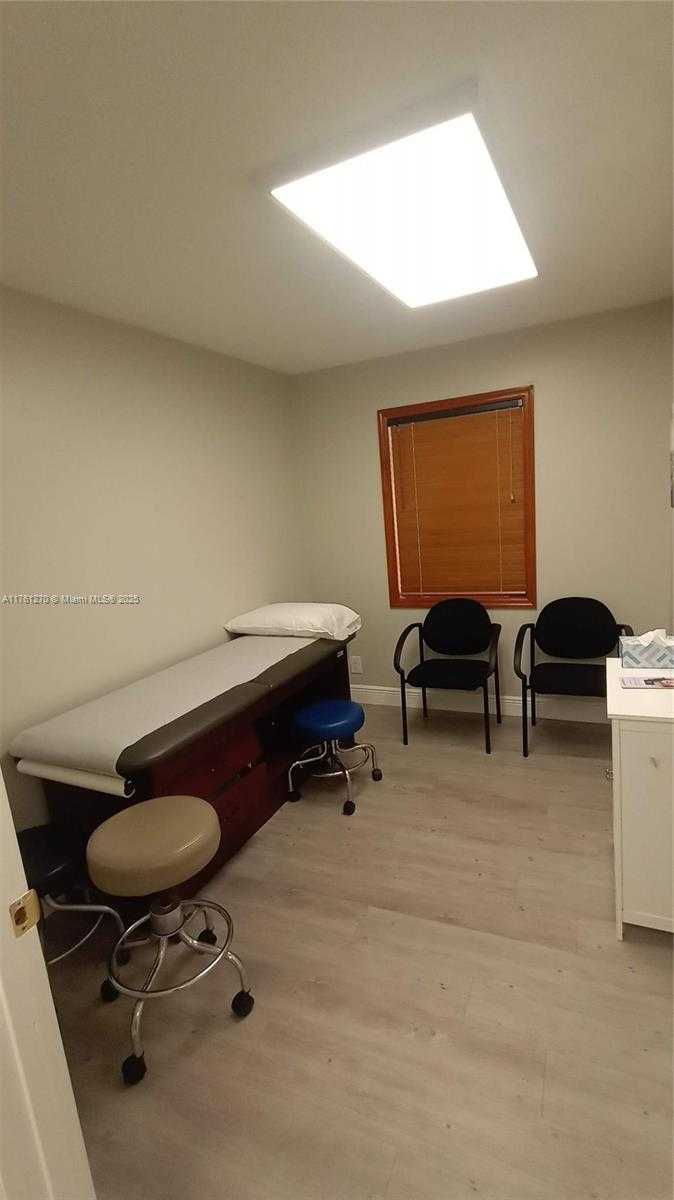 Small Image of 701 NORTHLAKE BLVD #201, North Palm Beach Number 8