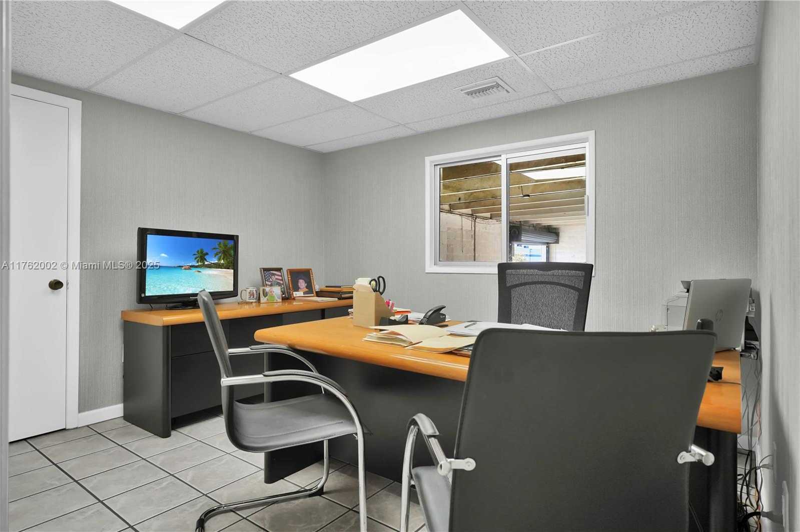 Small Image of 5220 NORTH WEST 72ND AVE #A1, Miami Number 7