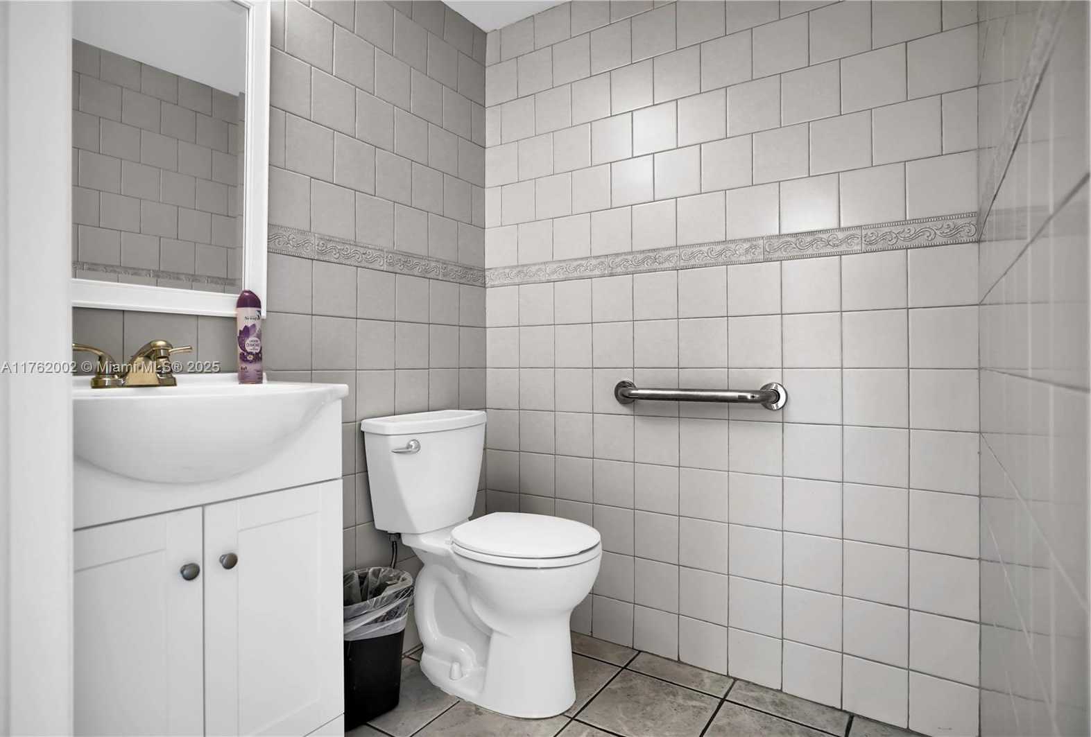 Small Image of 5220 NORTH WEST 72ND AVE #A1, Miami Number 9