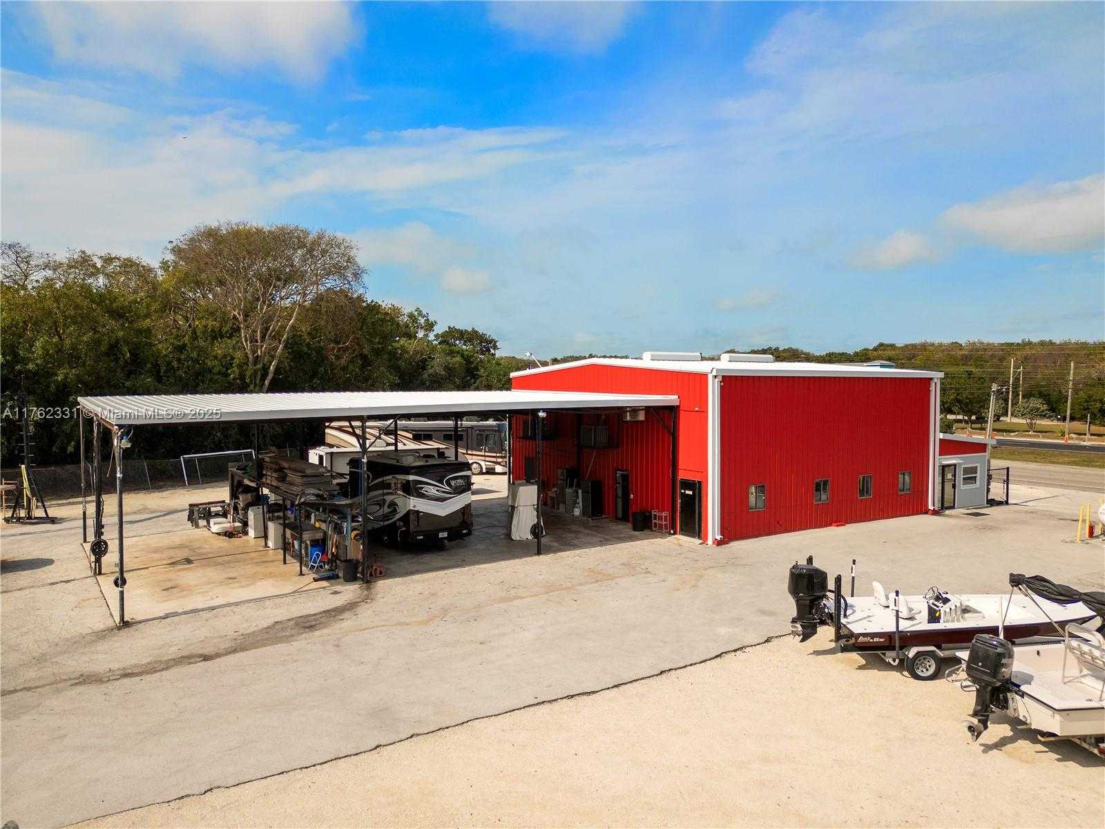 Small Image of 100099 OVERSEAS HWY, Out of City Number 11