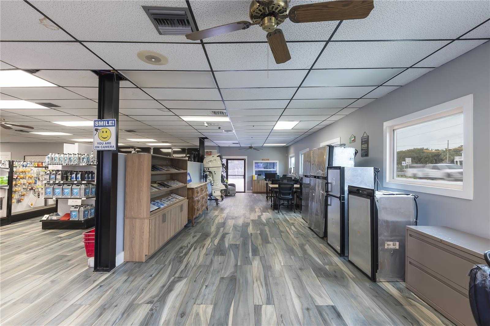 Small Image of 100099 OVERSEAS HWY, Out of City Number 15