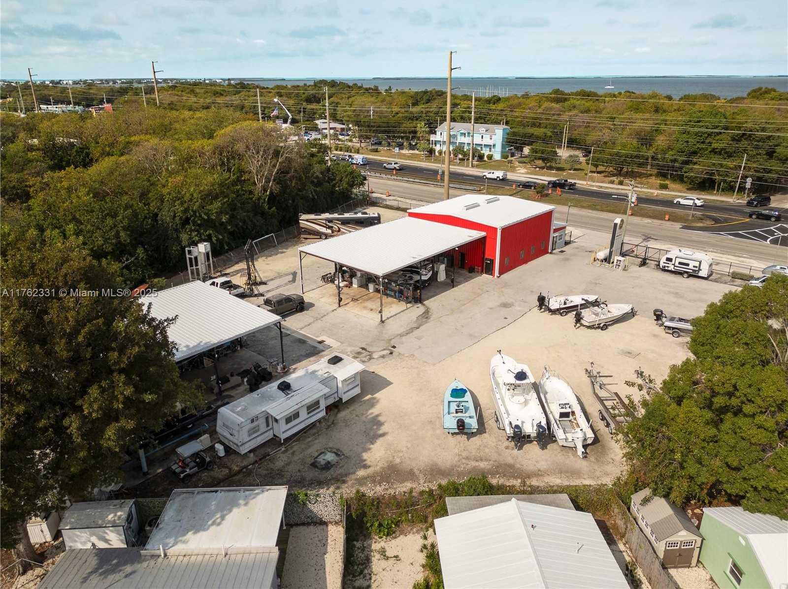 Small Image of 100099 OVERSEAS HWY, Out of City Number 32