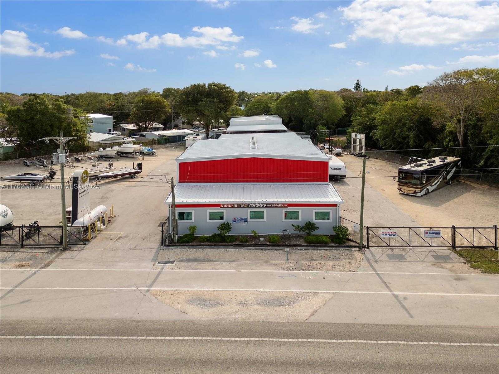 Small Image of 100099 OVERSEAS HWY, Out of City Number 5