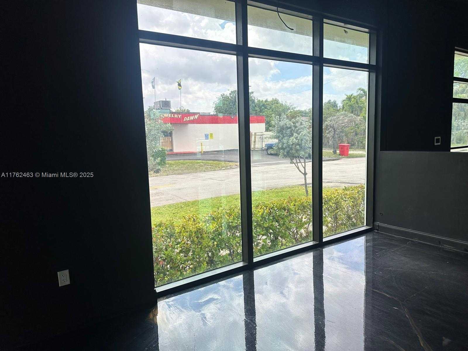 Small Image of 101 SOUTH WEST 27TH AVE, Fort Lauderdale Number 9