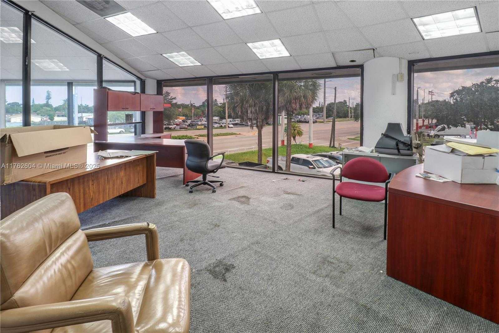 Small Image of 1450 NORTH STATE ROAD 7, Hollywood Number 14