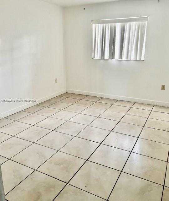 Small Image of 2154 NORTH WEST 61ST ST, Miami Number 7