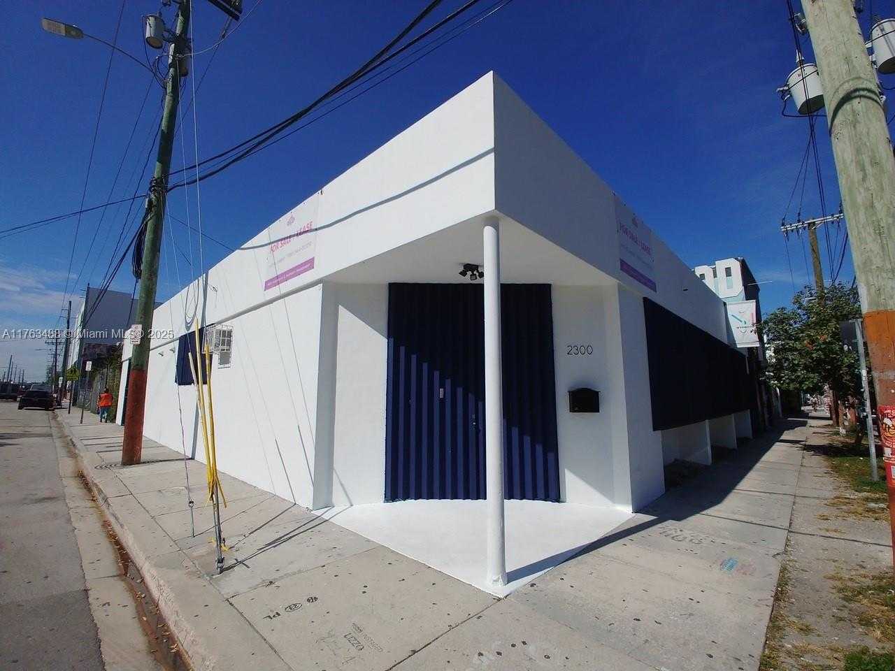 Small Image of 2300 NORTH MIAMI AVE, Miami Number 4