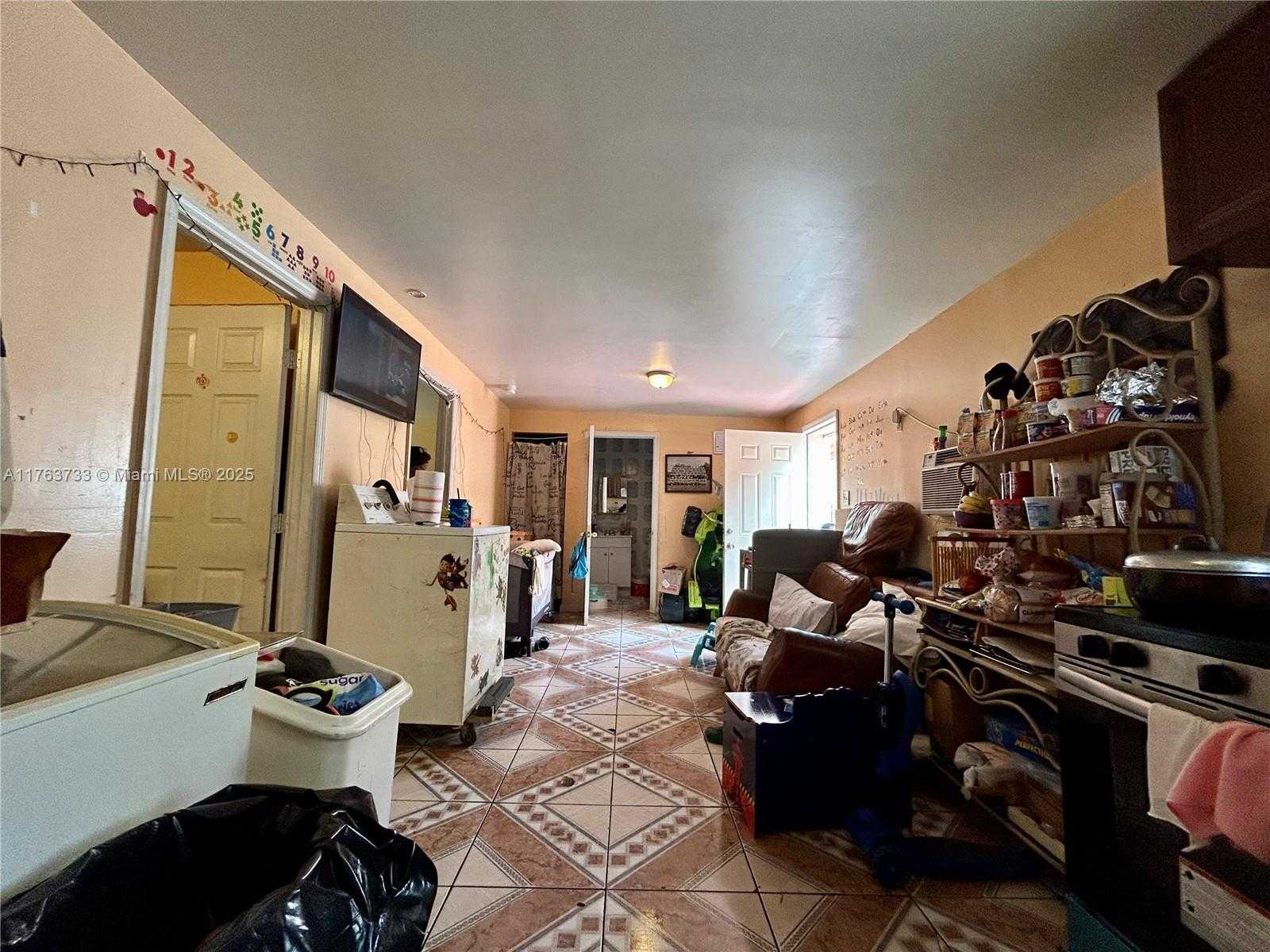 Small Image of 1940 ALI BABA AVE, Opa-Locka Number 11