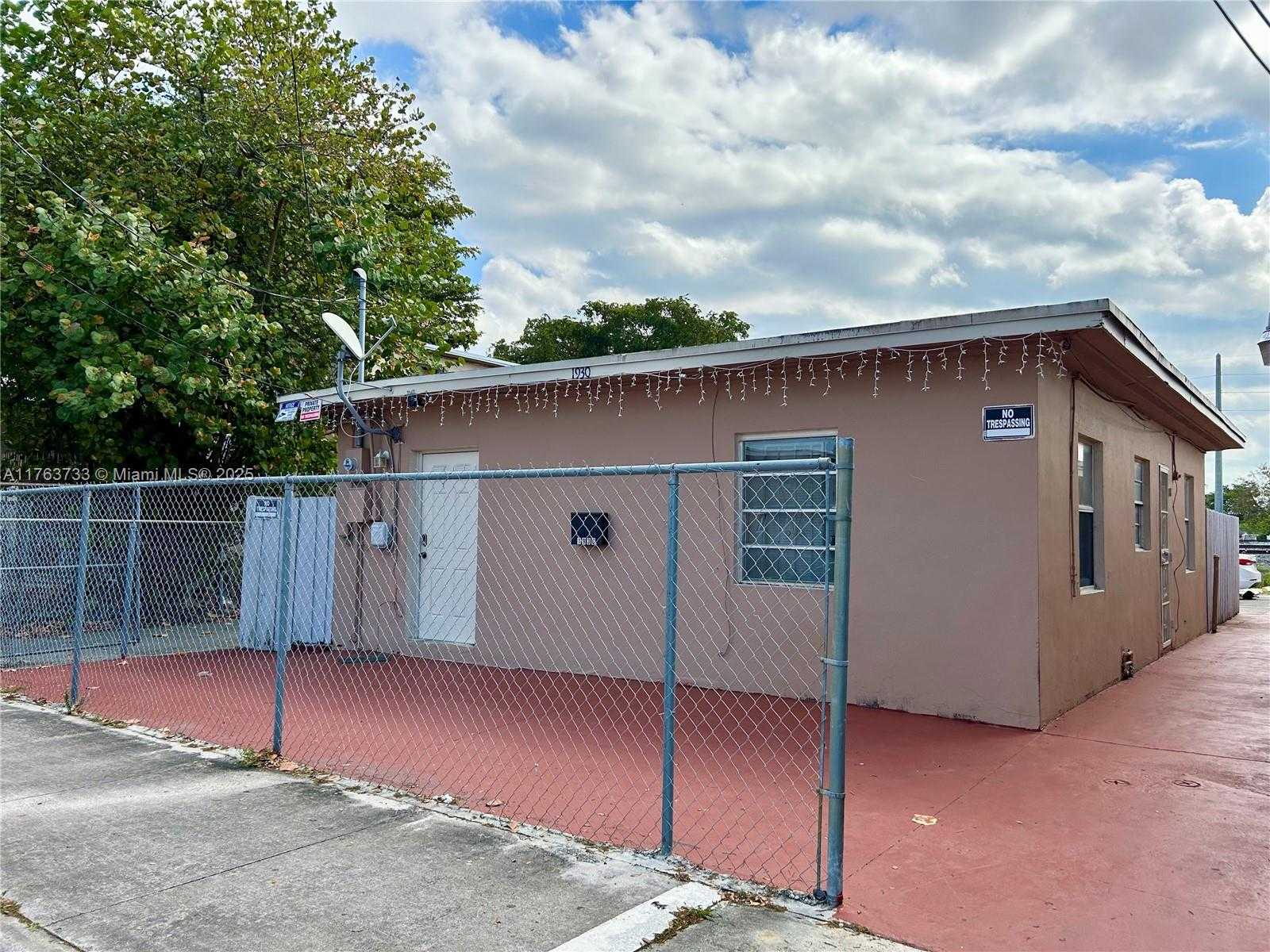 Small Image of 1940 ALI BABA AVE, Opa-Locka Number 15