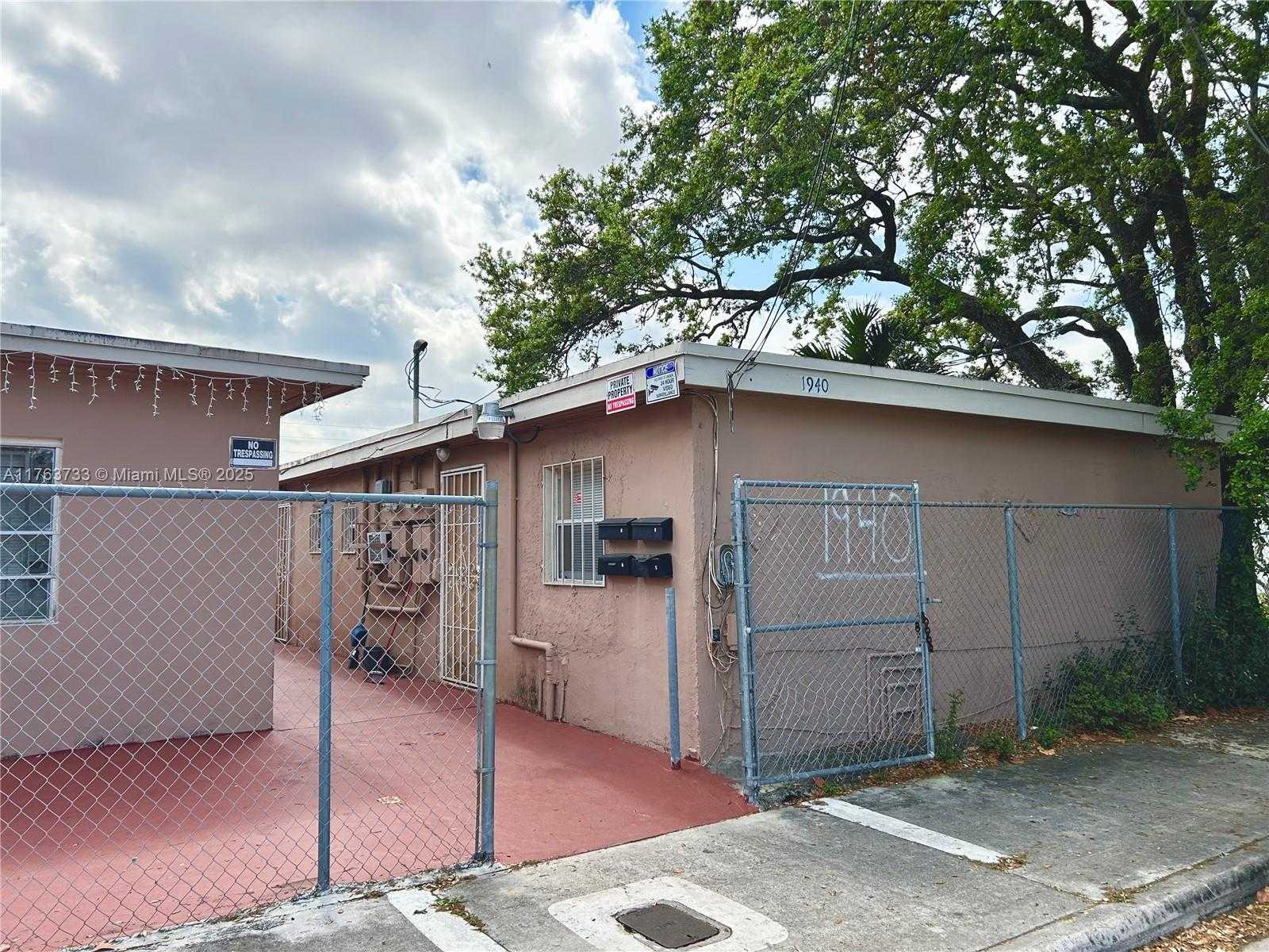 Small Image of 1940 ALI BABA AVE, Opa-Locka Number 3