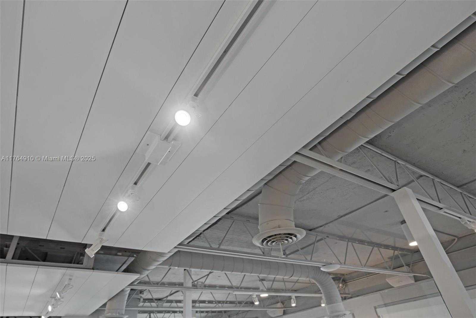 Small Image of 755 EAST 49TH ST, Hialeah Number 13