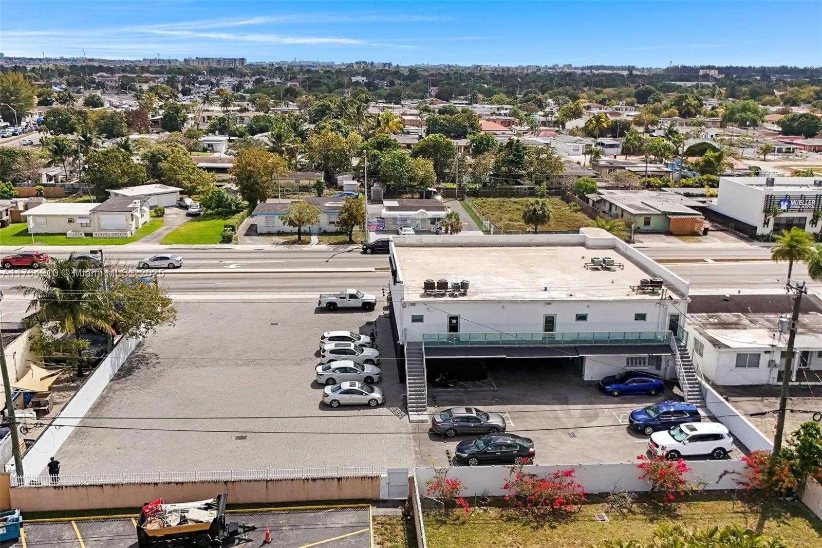 Small Image of 755 EAST 49TH ST, Hialeah Number 18