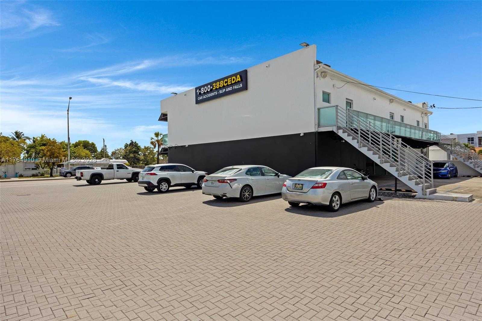 Small Image of 755 EAST 49TH ST, Hialeah Number 19