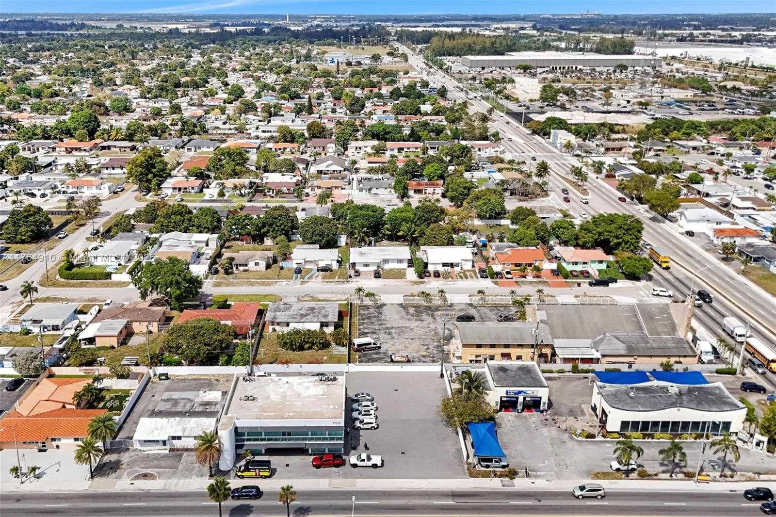 Small Image of 755 EAST 49TH ST, Hialeah Number 22