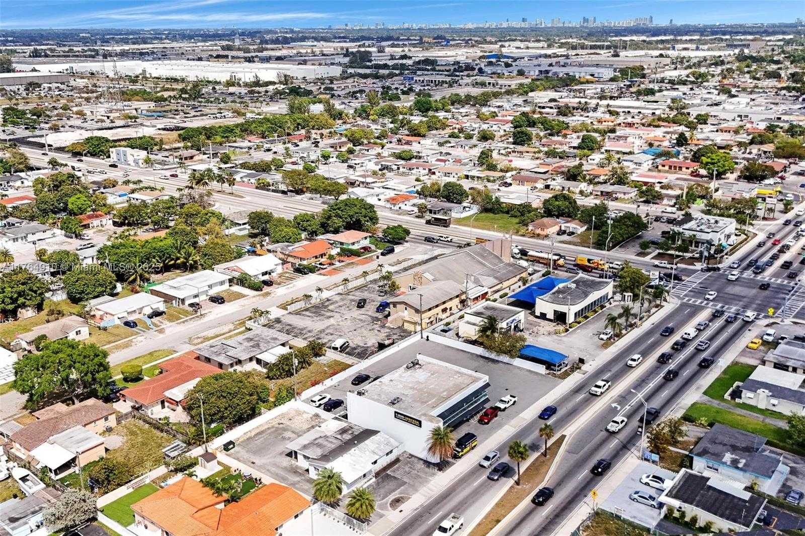 Small Image of 755 EAST 49TH ST, Hialeah Number 23