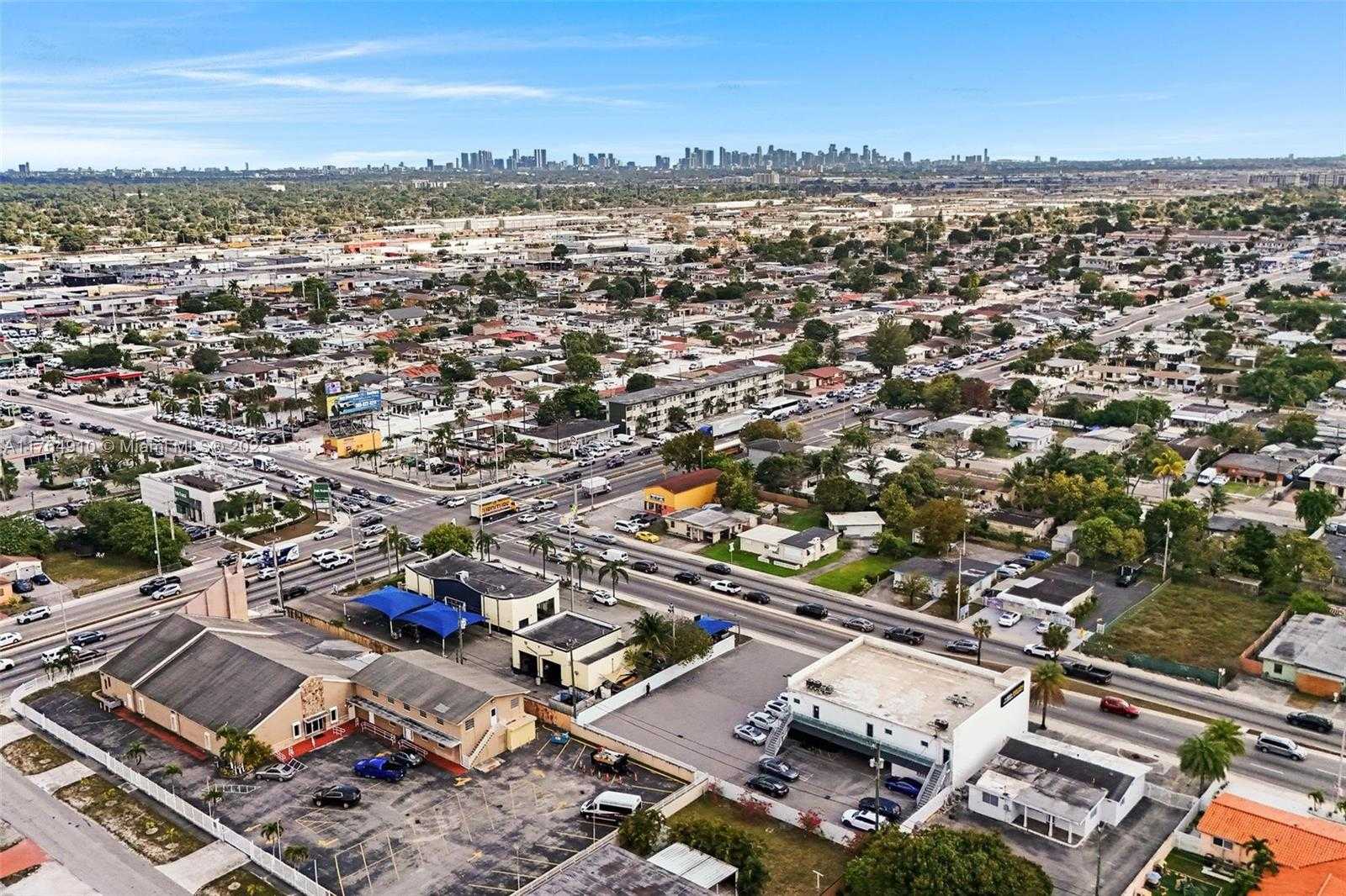 Small Image of 755 EAST 49TH ST, Hialeah Number 28