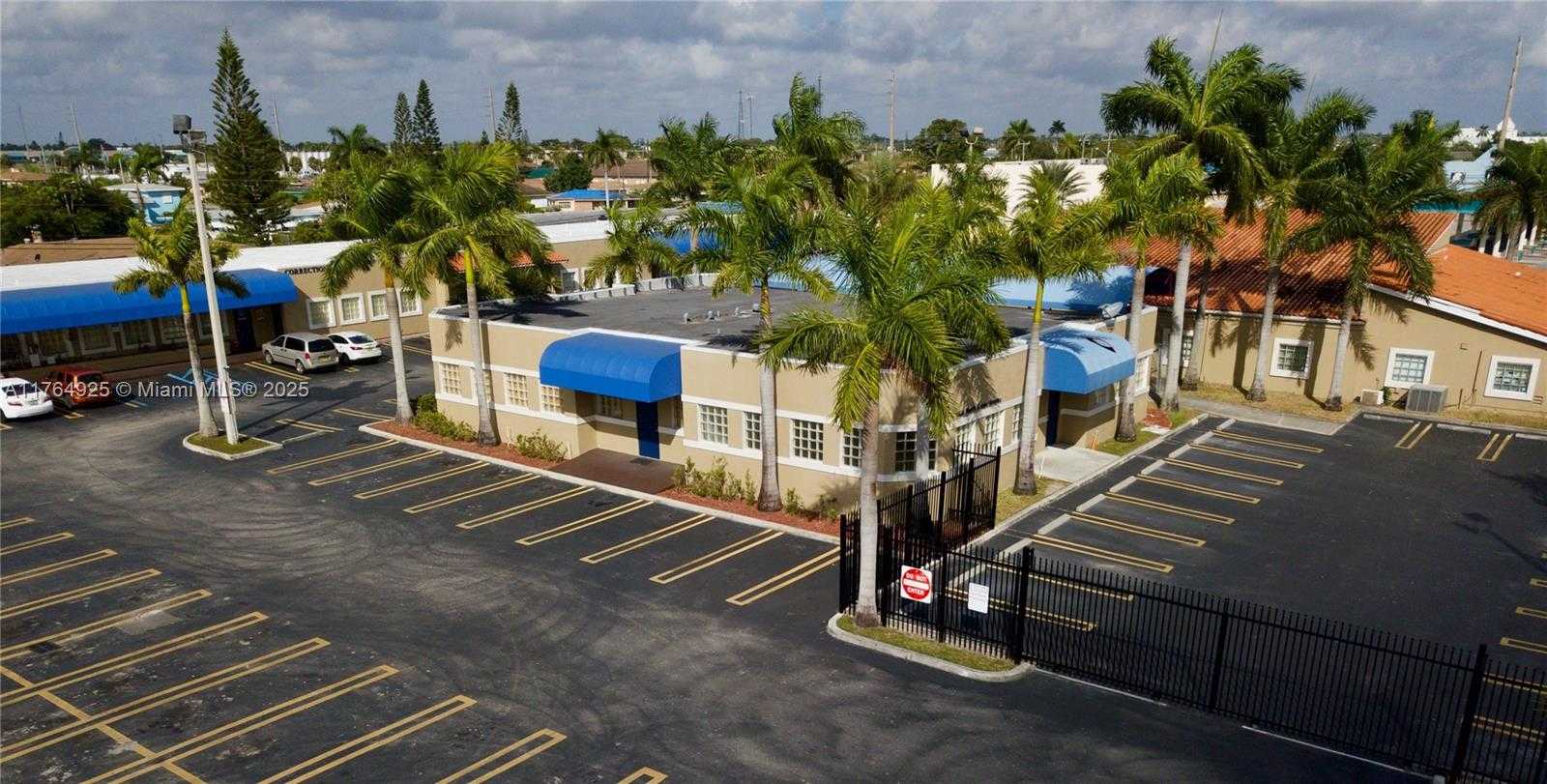 Small Image of 1446 NORTH KROME AVE, Florida City Number 8