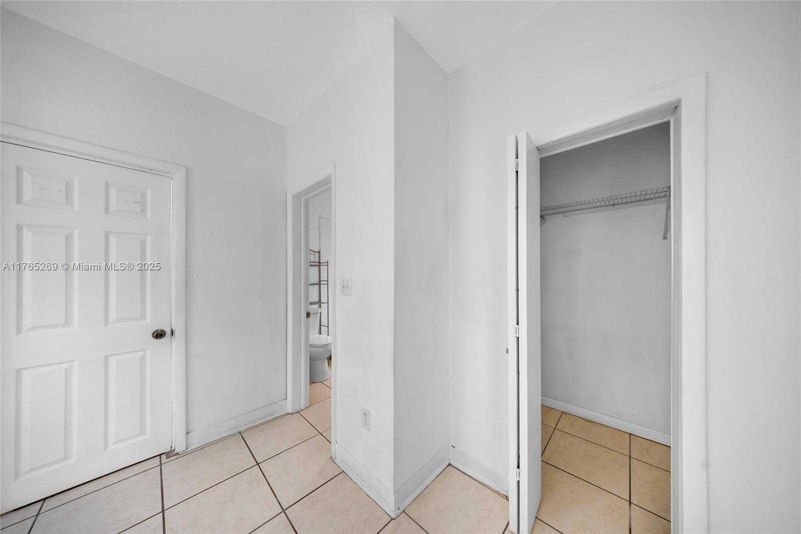 Small Image of 227 NORTH WEST 13TH AVE, Miami Number 15
