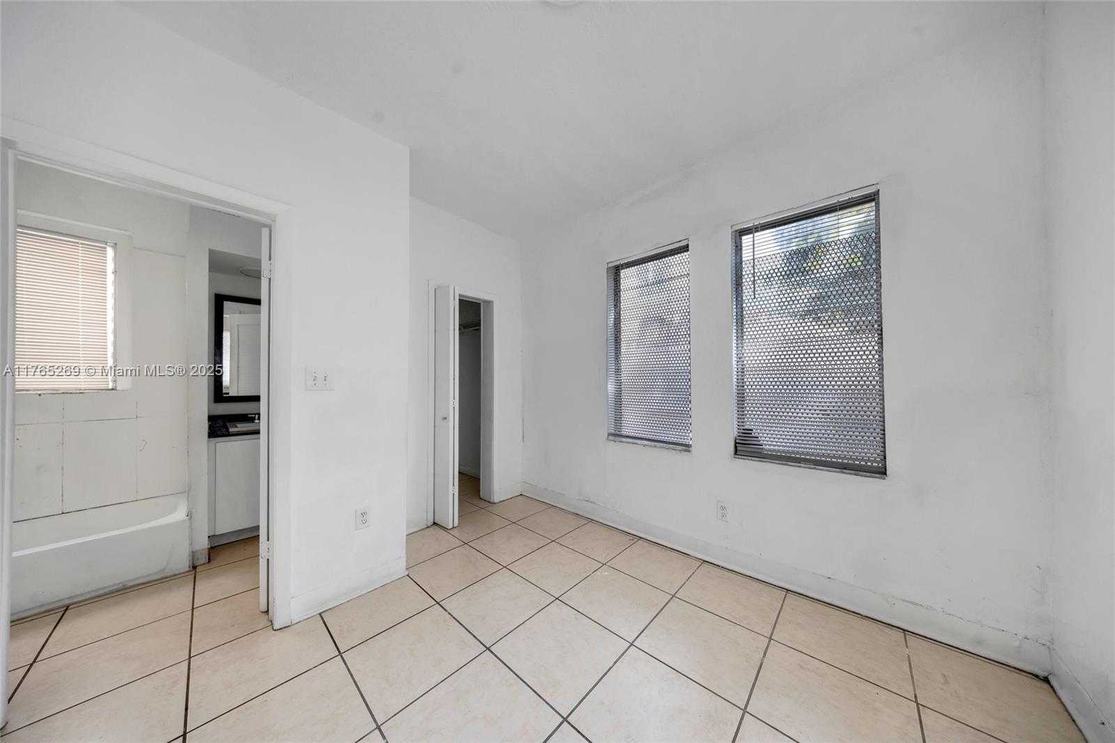Small Image of 227 NORTH WEST 13TH AVE, Miami Number 18