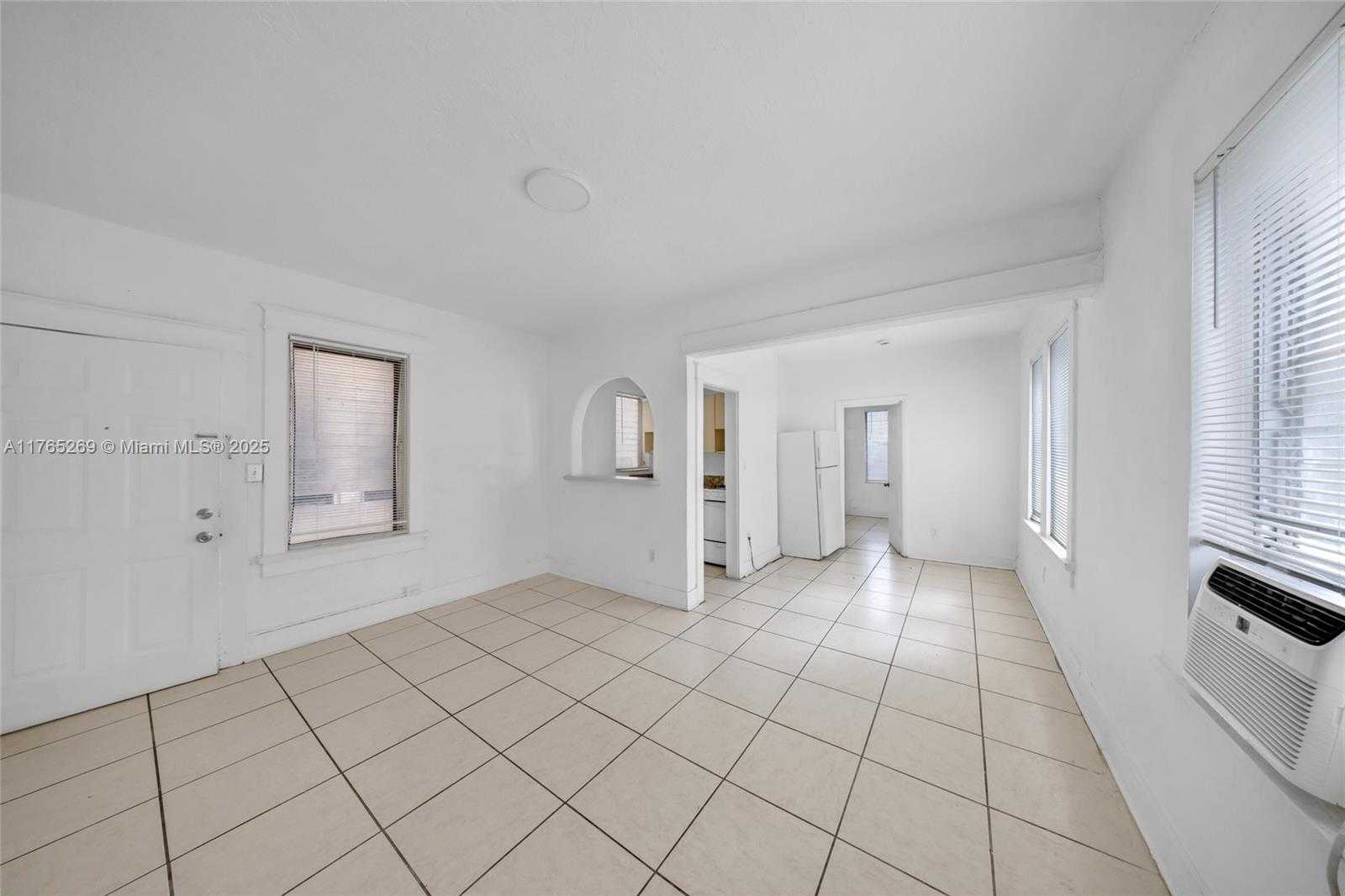Small Image of 227 NORTH WEST 13TH AVE, Miami Number 25