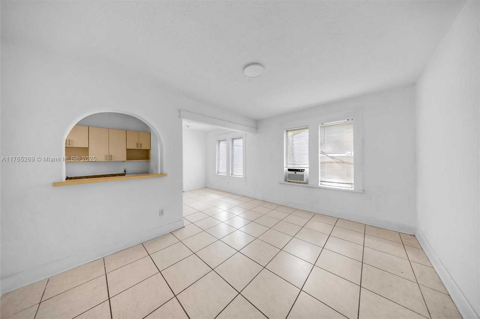 Small Image of 227 NORTH WEST 13TH AVE, Miami Number 27