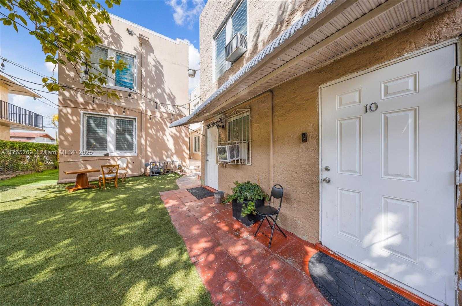 Small Image of 227 NORTH WEST 13TH AVE, Miami Number 7