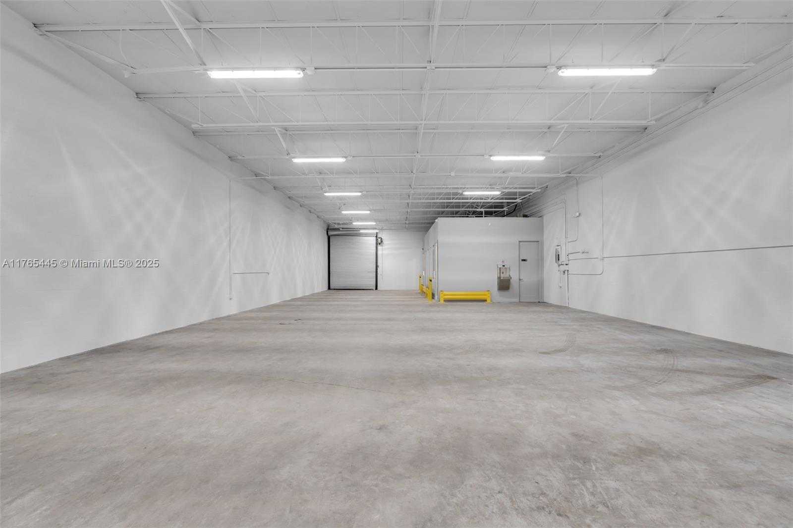 Small Image of 2625 WEST 6TH AVE, Hialeah Number 16