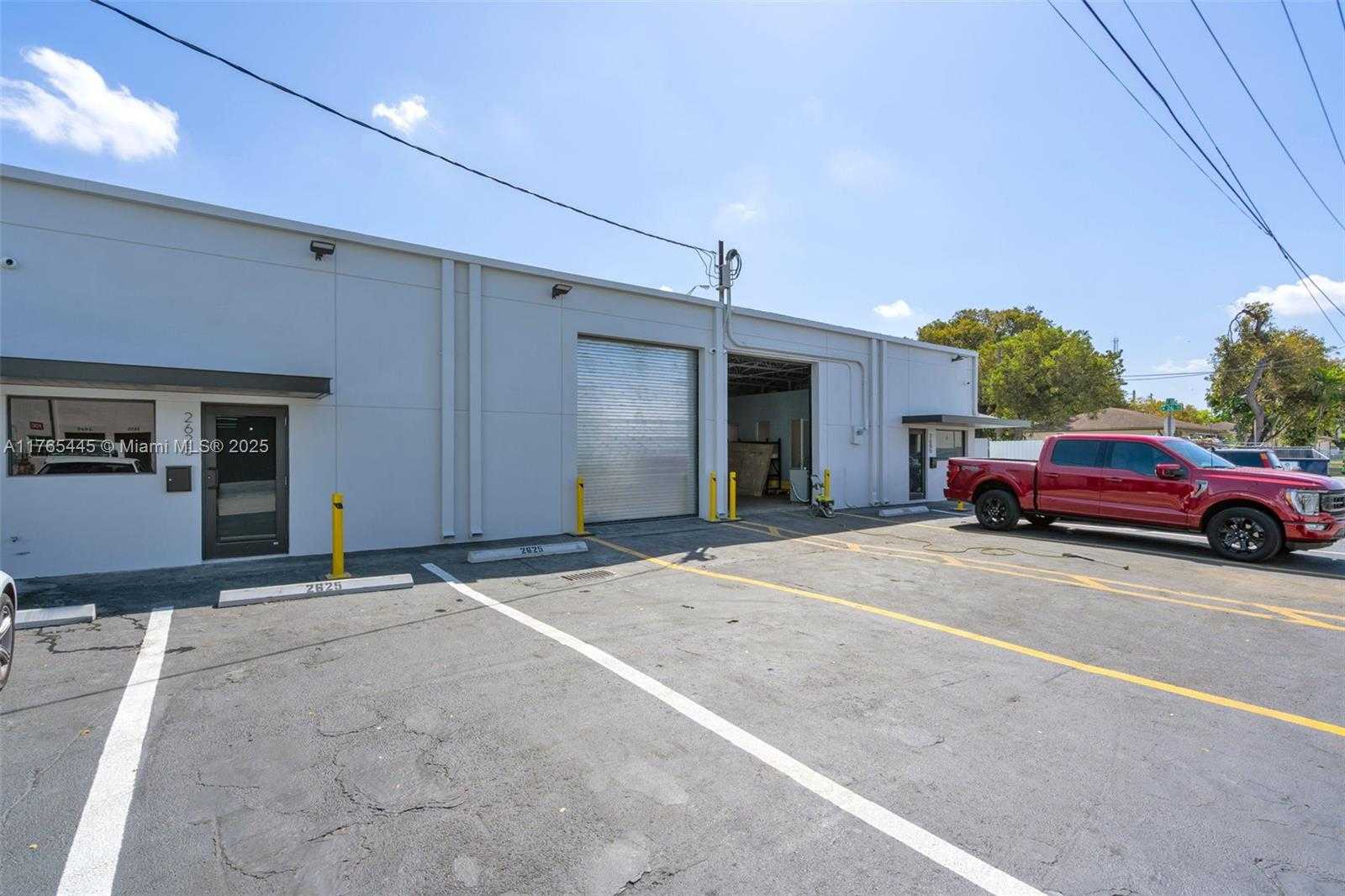 Small Image of 2625 WEST 6TH AVE, Hialeah Number 2