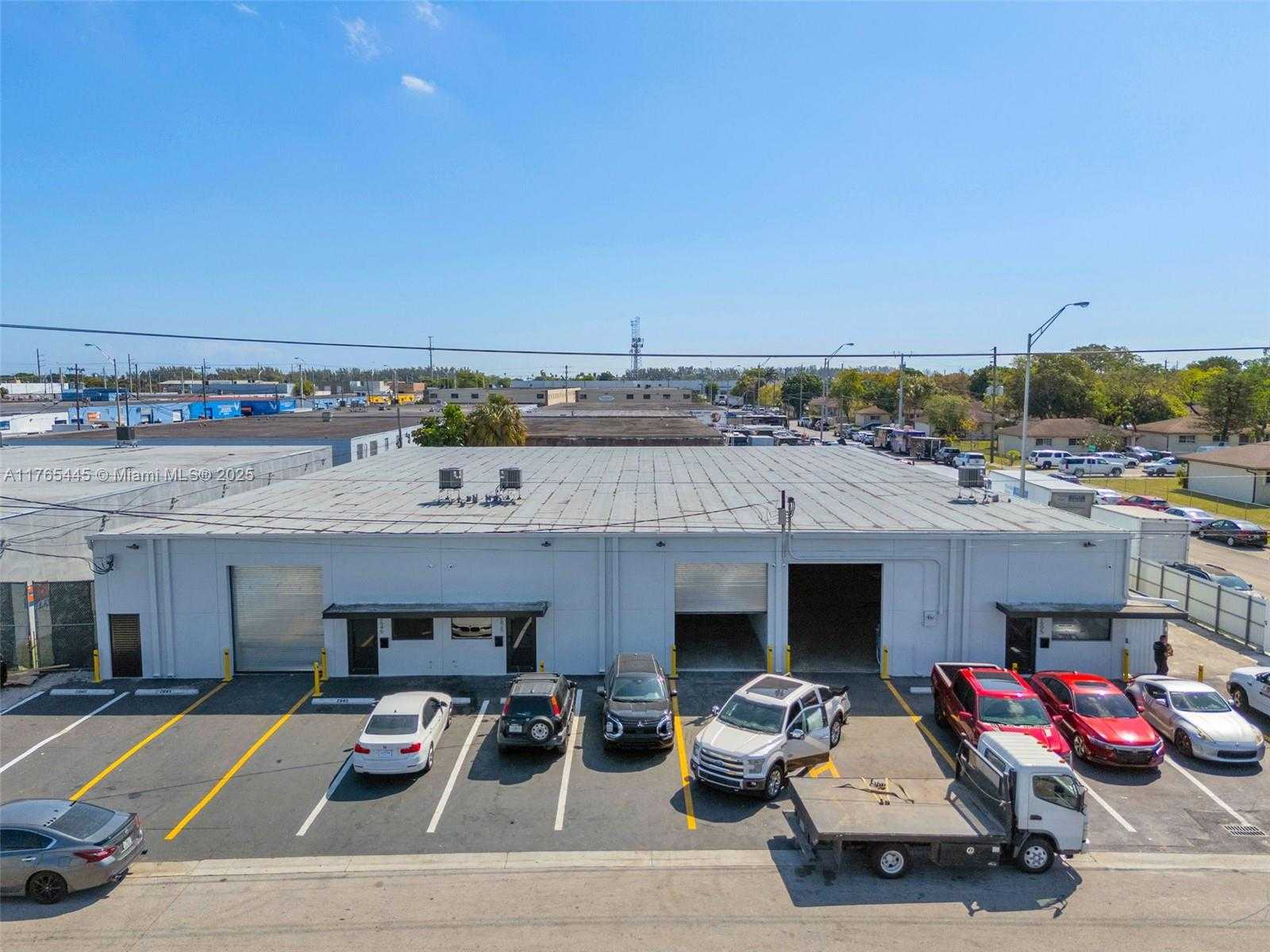 Small Image of 2625 WEST 6TH AVE, Hialeah Number 20