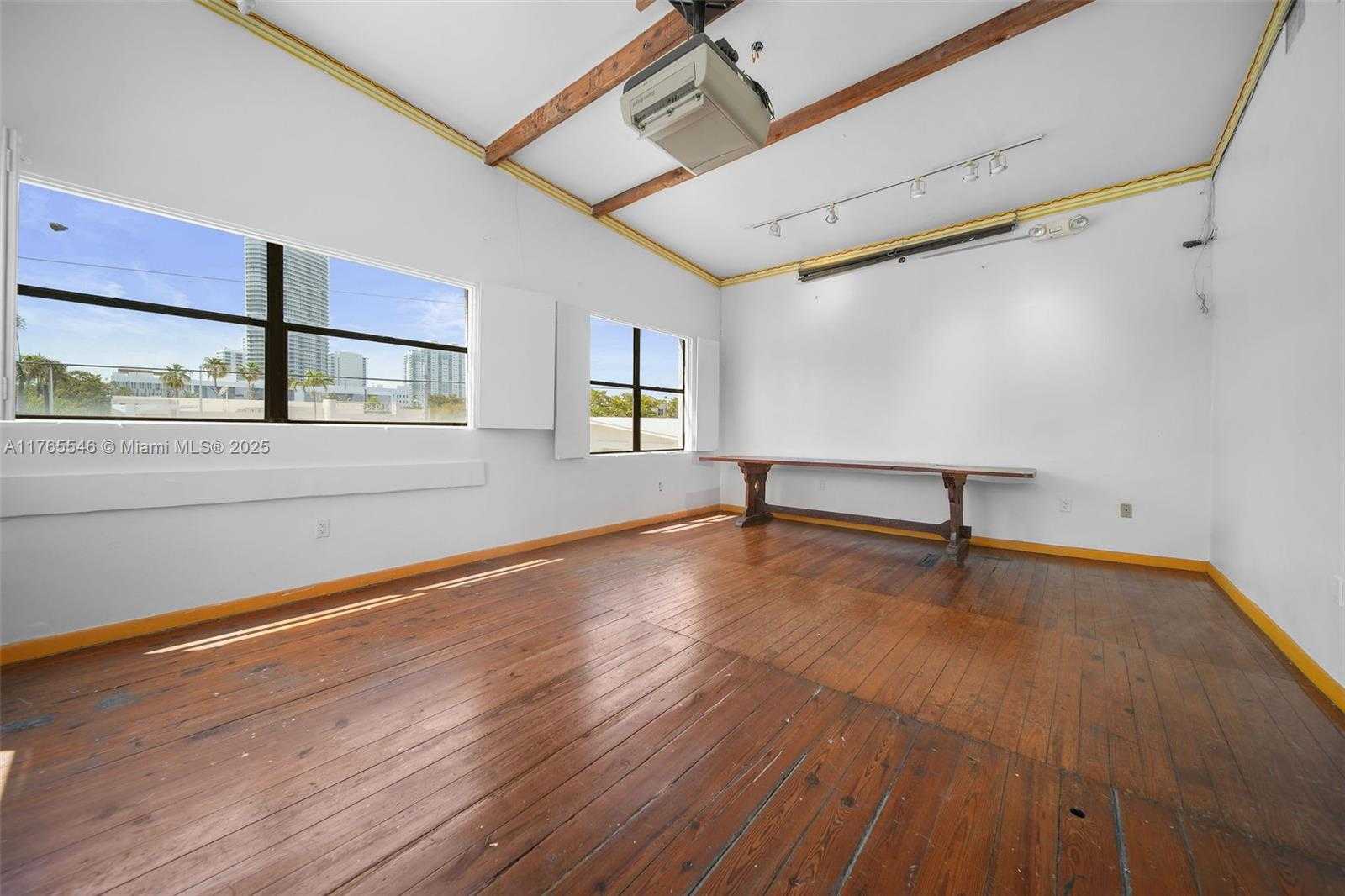 Small Image of 819 5TH ST, Miami Beach Number 33