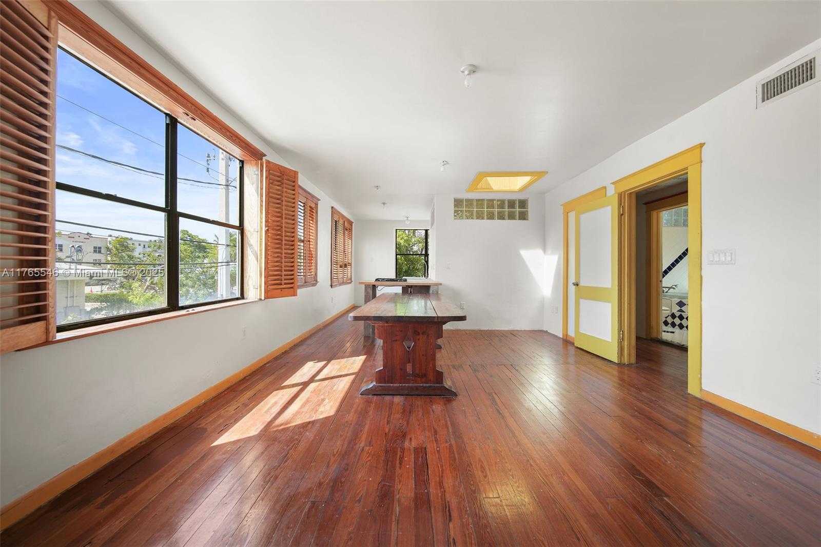 Small Image of 819 5TH ST, Miami Beach Number 36