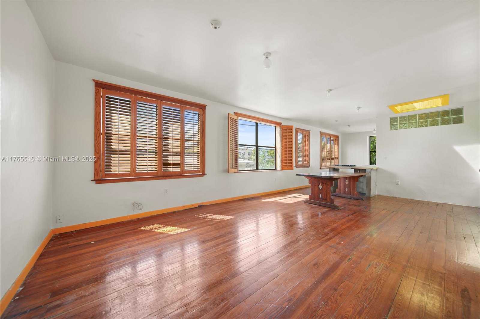 Small Image of 819 5TH ST, Miami Beach Number 39