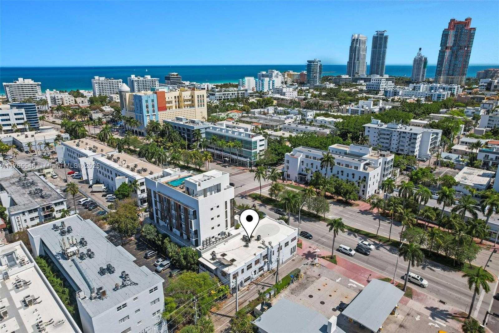 Small Image of 819 5TH ST, Miami Beach Number 4