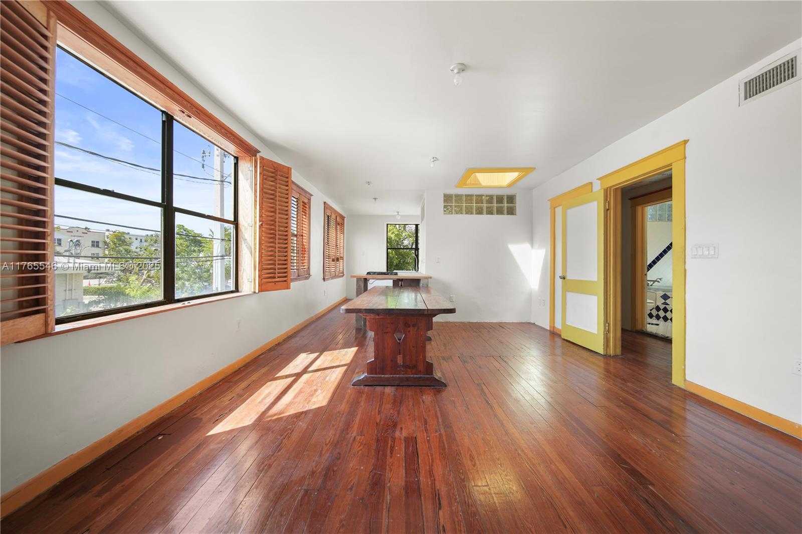 Small Image of 819 5TH ST, Miami Beach Number 40