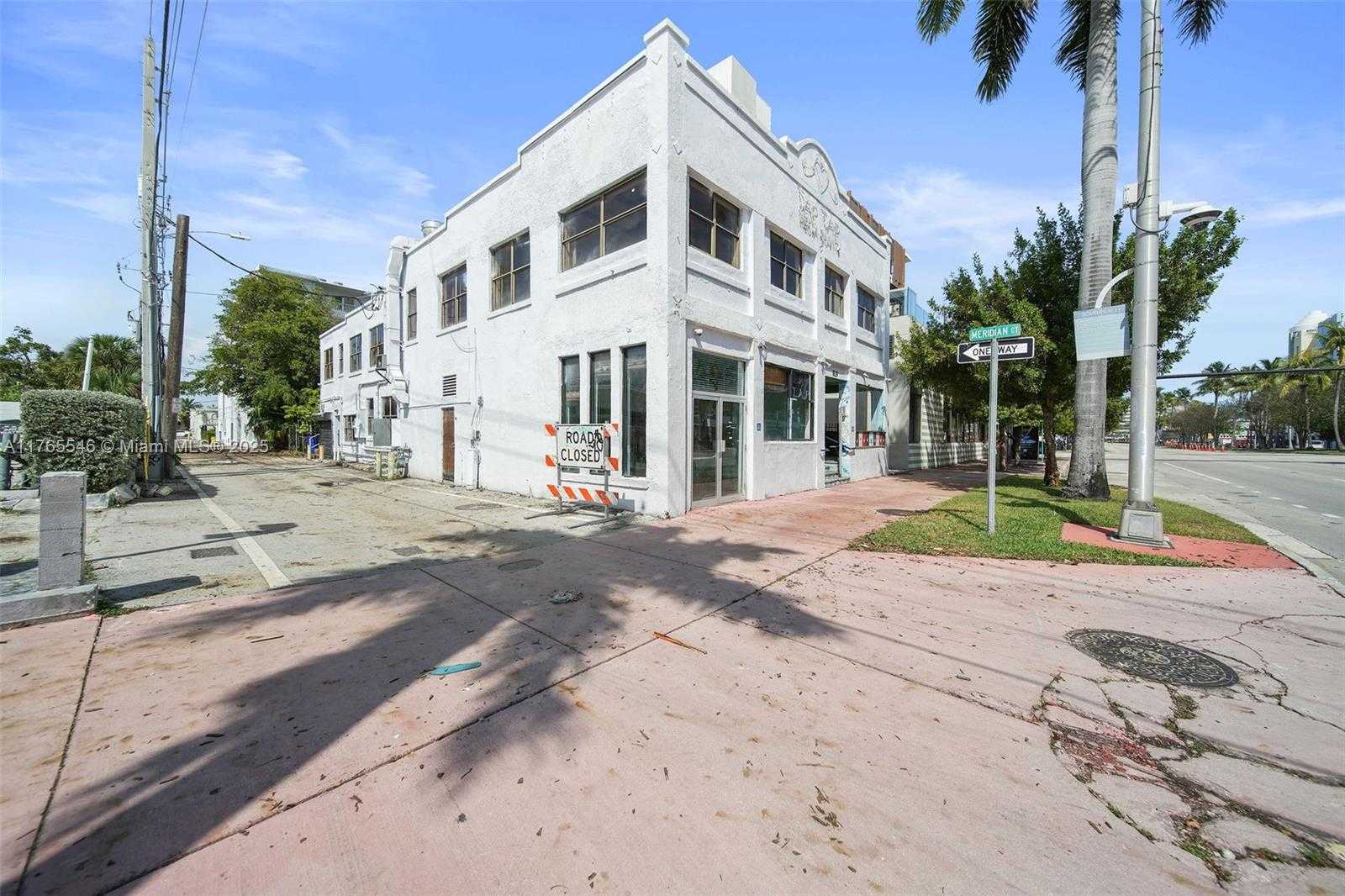 Small Image of 819 5TH ST, Miami Beach Number 44