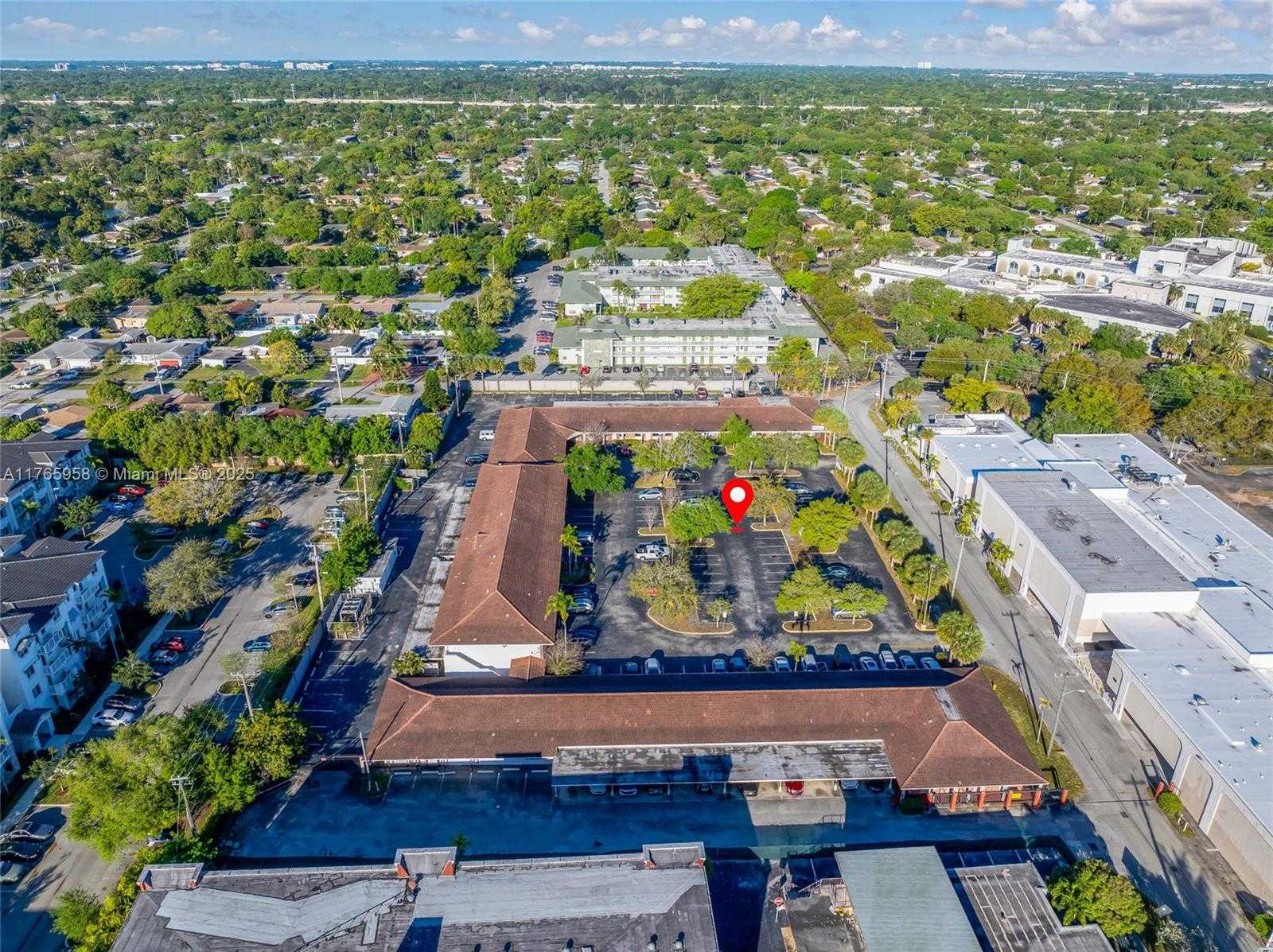 Small Image of 4100 N Hospital Dr, Plantation, FL 33317, USA Number 21