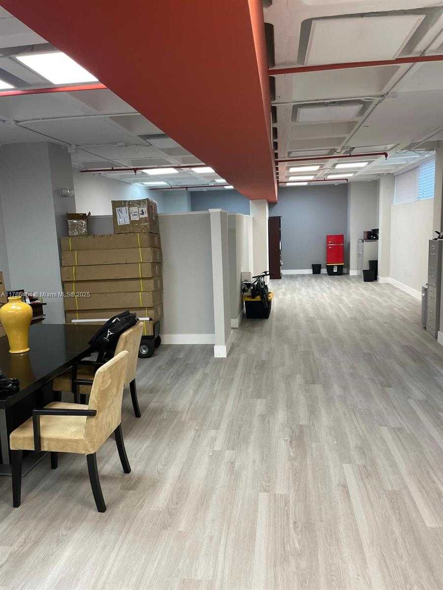 Small Image of 4300 BISCAYNE BLVD #G06, Miami Number 11
