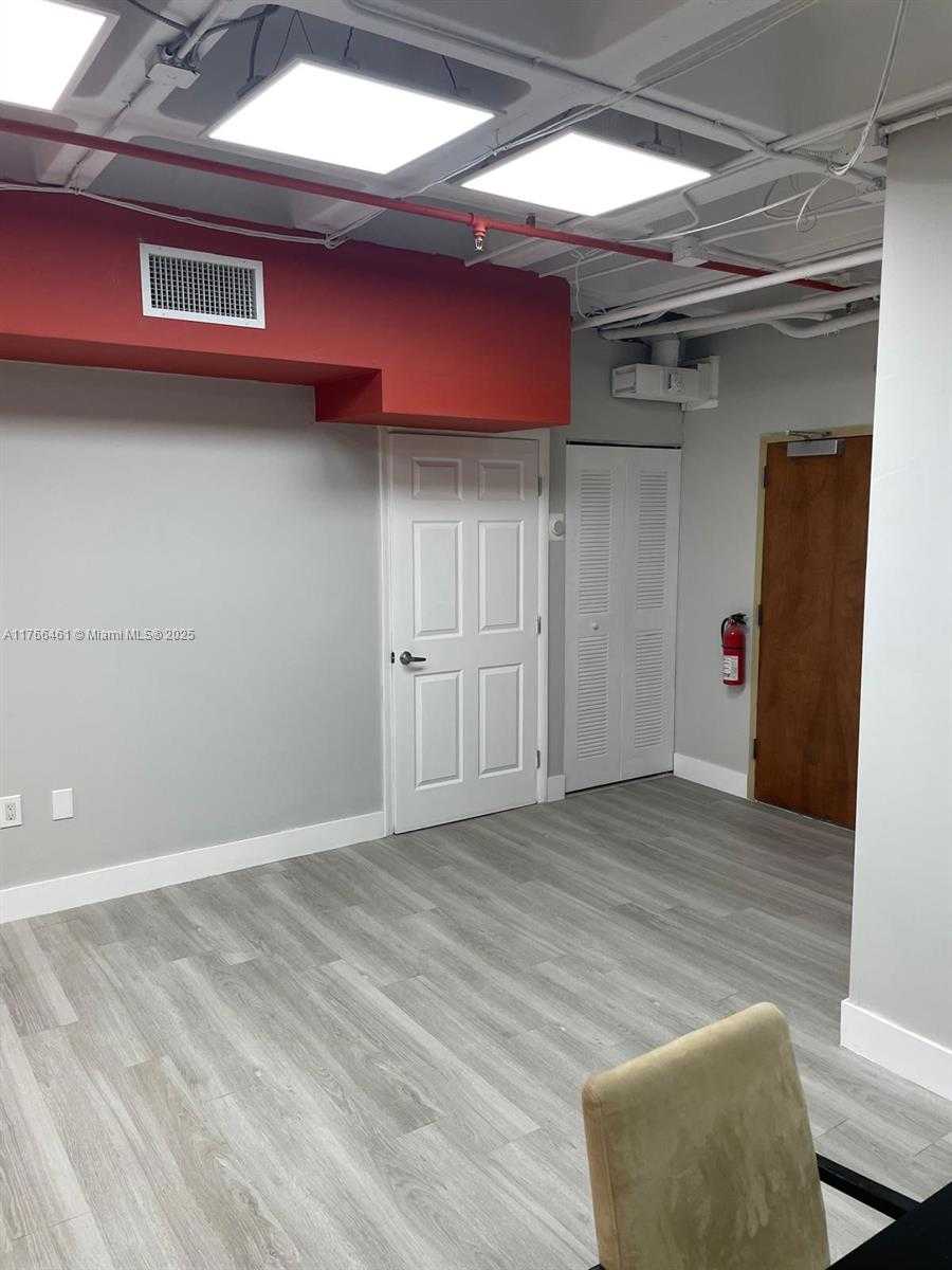 Small Image of 4300 BISCAYNE BLVD #G06, Miami Number 12