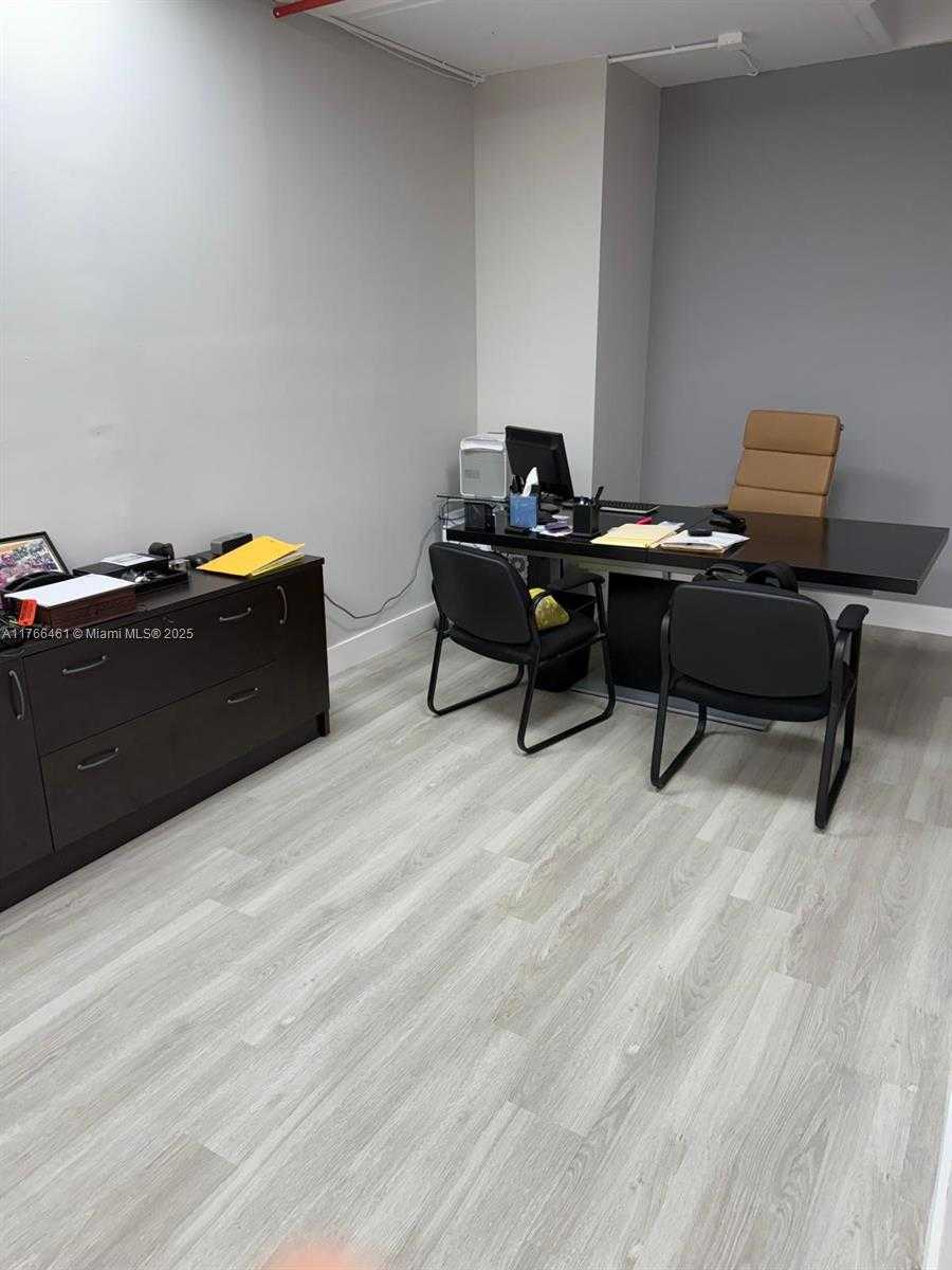 Small Image of 4300 BISCAYNE BLVD #G06, Miami Number 7