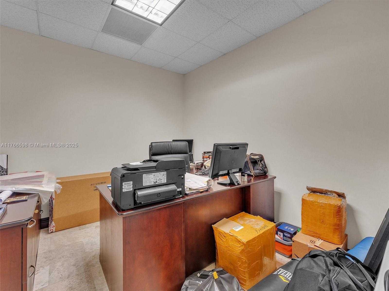 Small Image of 2260 NORTH WEST 114TH AVE, Sweetwater Number 33