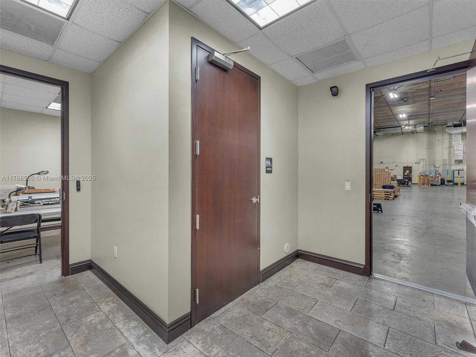 Small Image of 2260 NORTH WEST 114TH AVE, Sweetwater Number 40