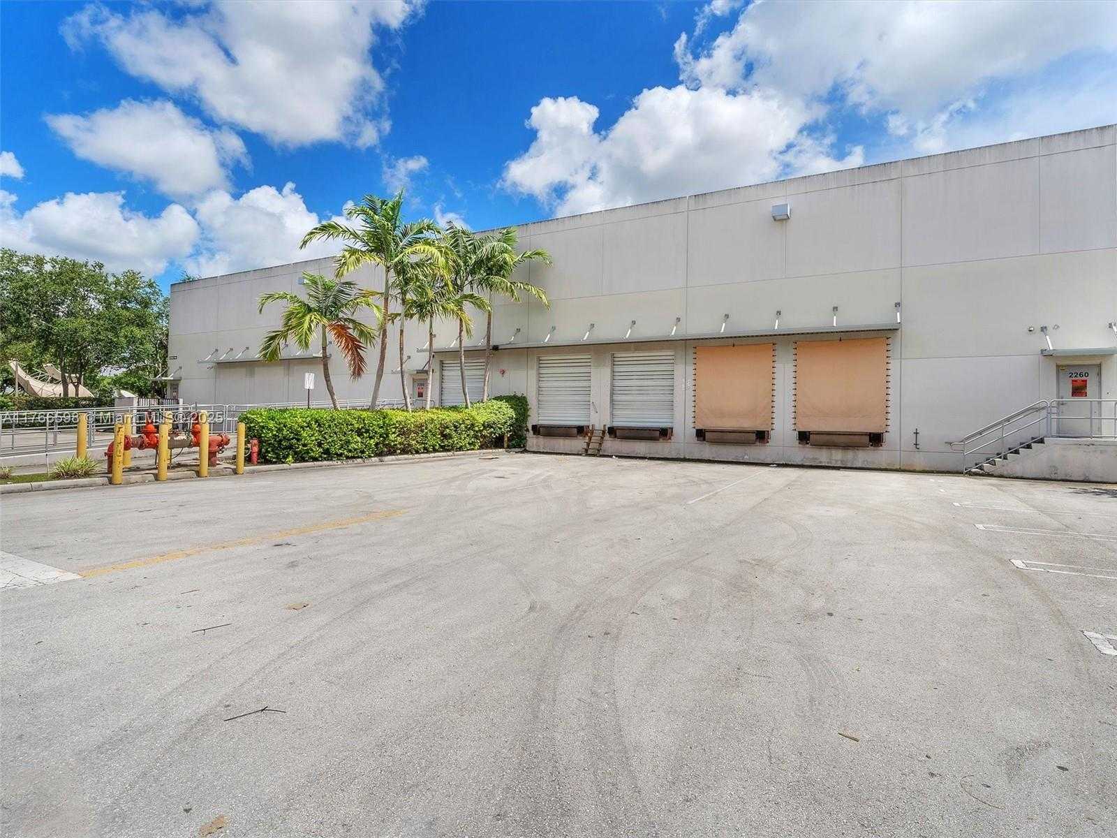 Small Image of 2260 NORTH WEST 114TH AVE, Sweetwater Number 48