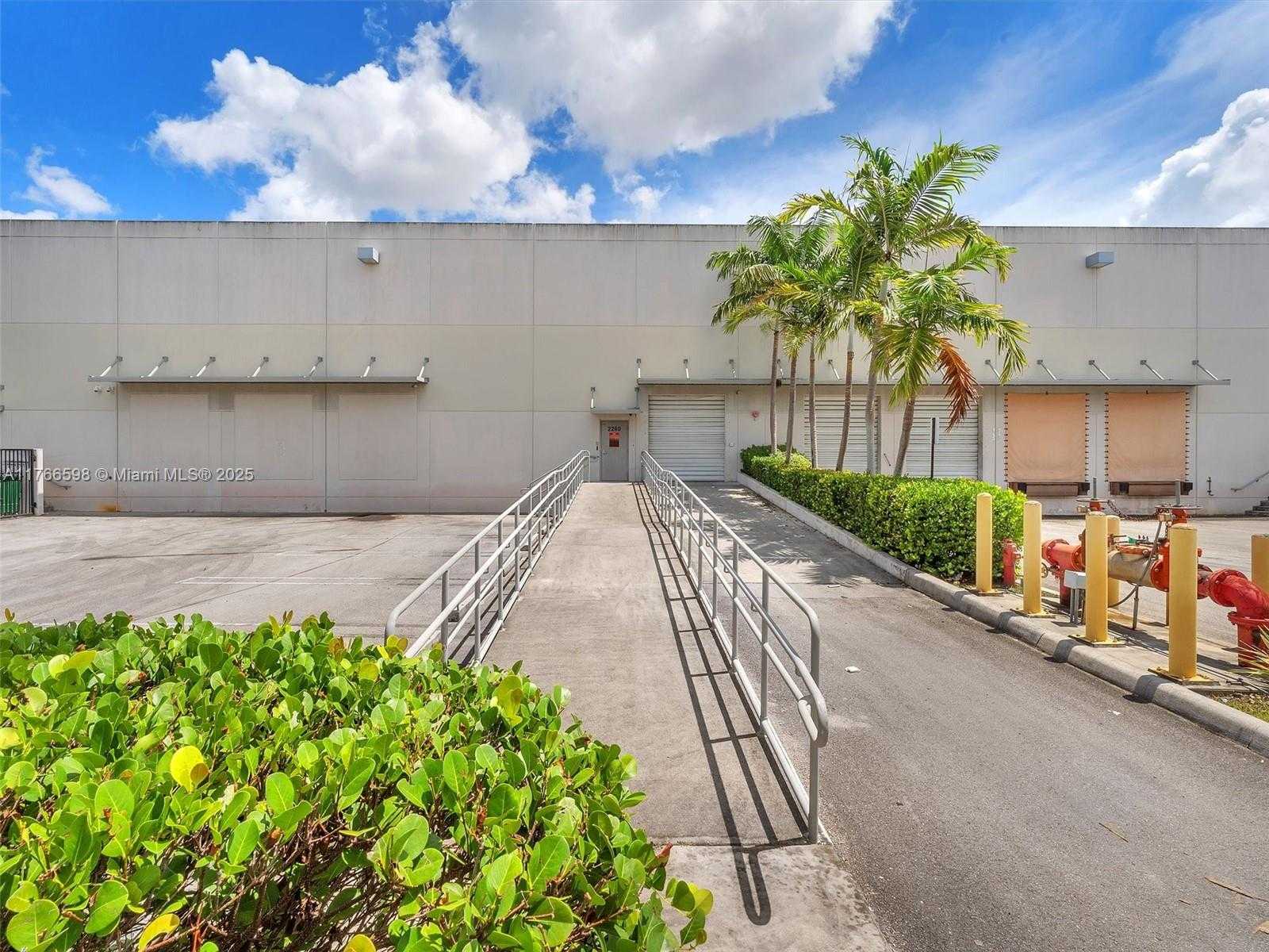 Small Image of 2260 NORTH WEST 114TH AVE, Sweetwater Number 49