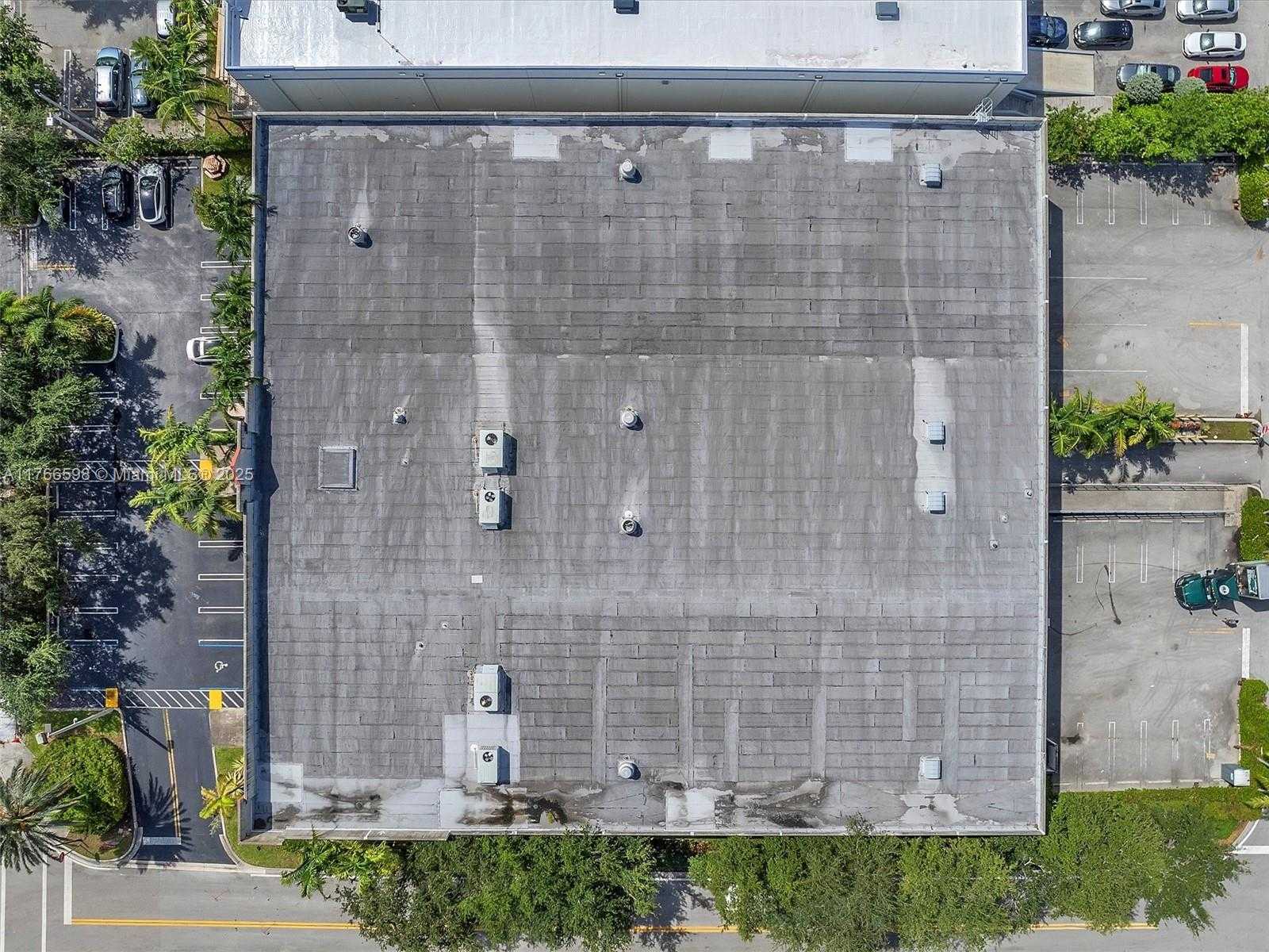 Small Image of 2260 NORTH WEST 114TH AVE, Sweetwater Number 7